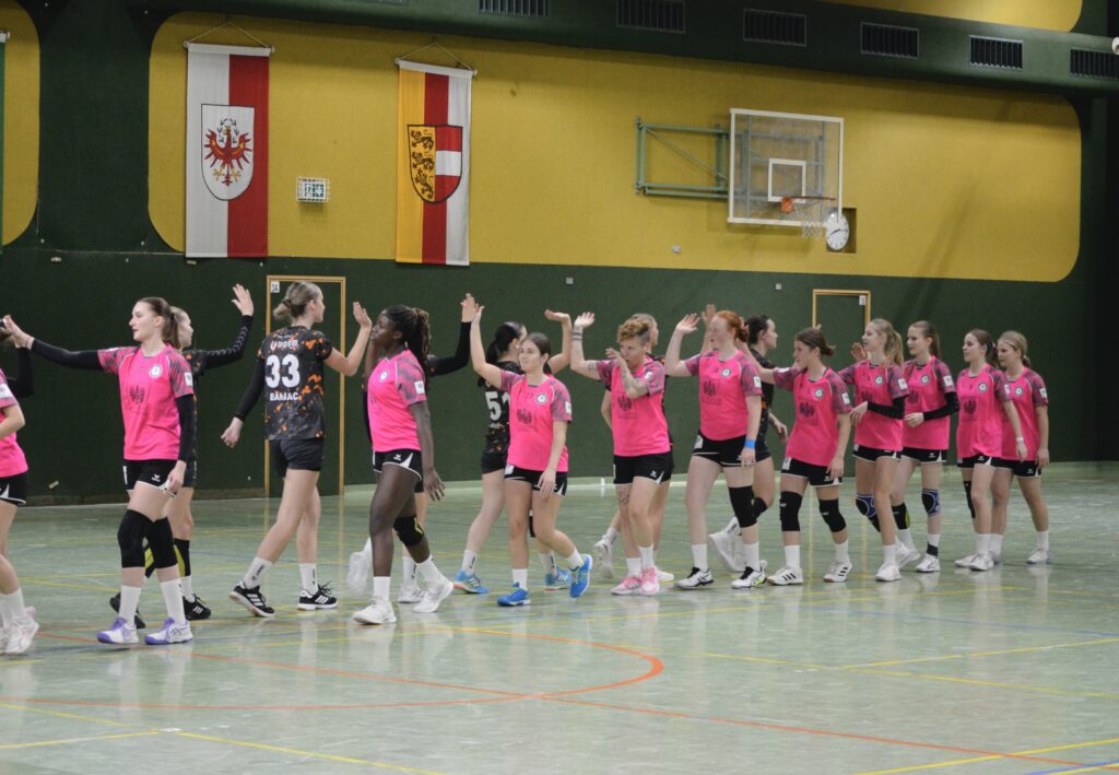 HCE/AUR/AHC vs SK Traun