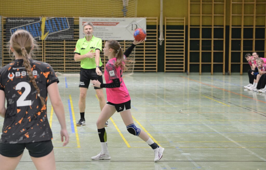 HCE/AUR/AHC vs SK Traun