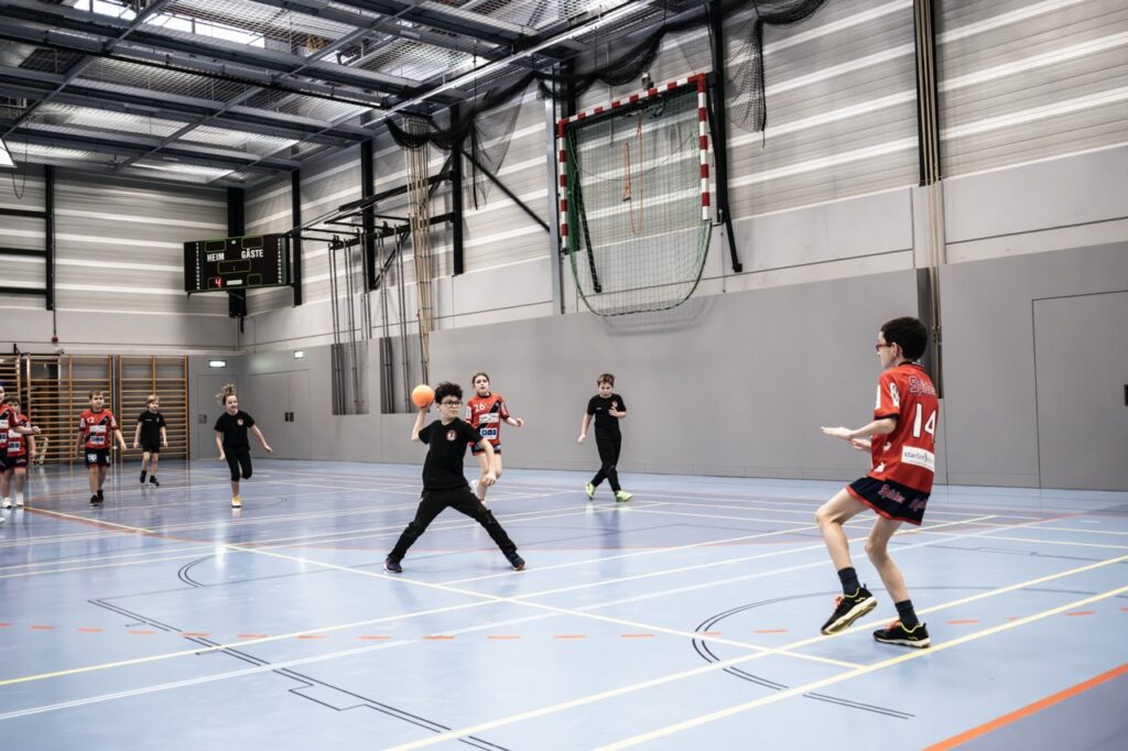 Minihandballturnier mit großem Einsatz und Spielfreude