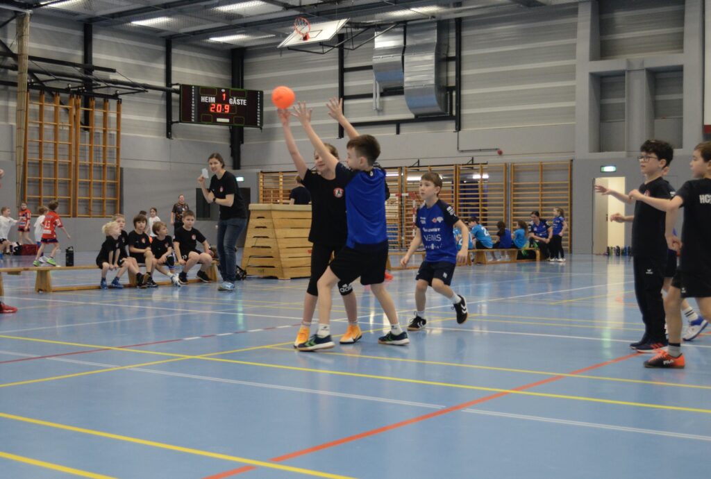 Minihandballturnier mit großem Einsatz und Spielfreude