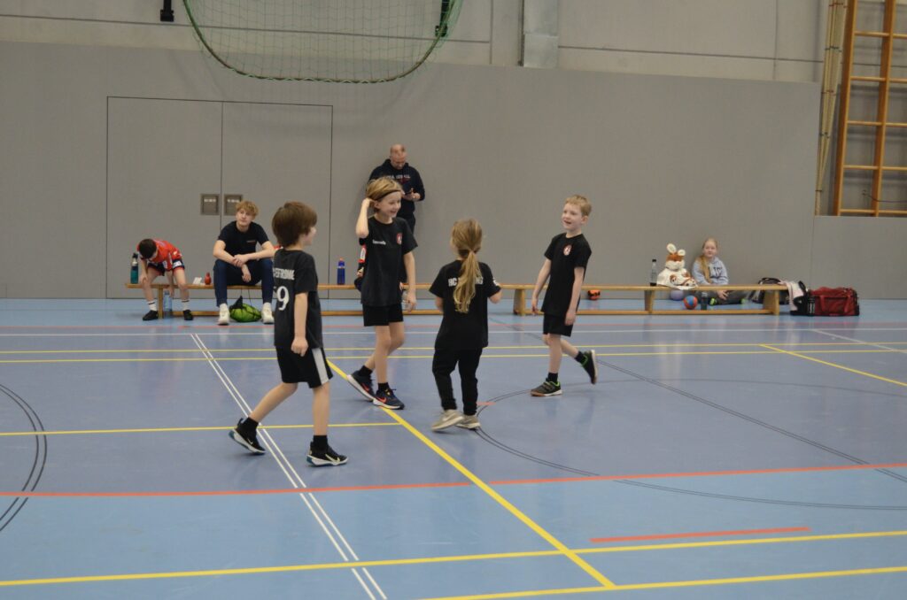 Minihandballturnier mit großem Einsatz und Spielfreude