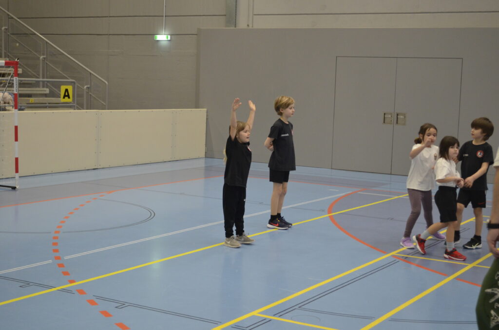 Minihandballturnier mit großem Einsatz und Spielfreude