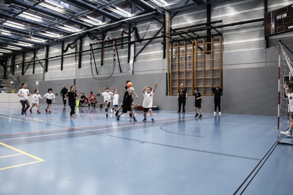 Minihandballturnier mit großem Einsatz und Spielfreude