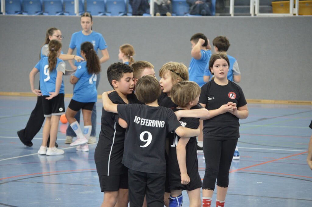 Handballminis zeigen tollen Einsatz in Linz
