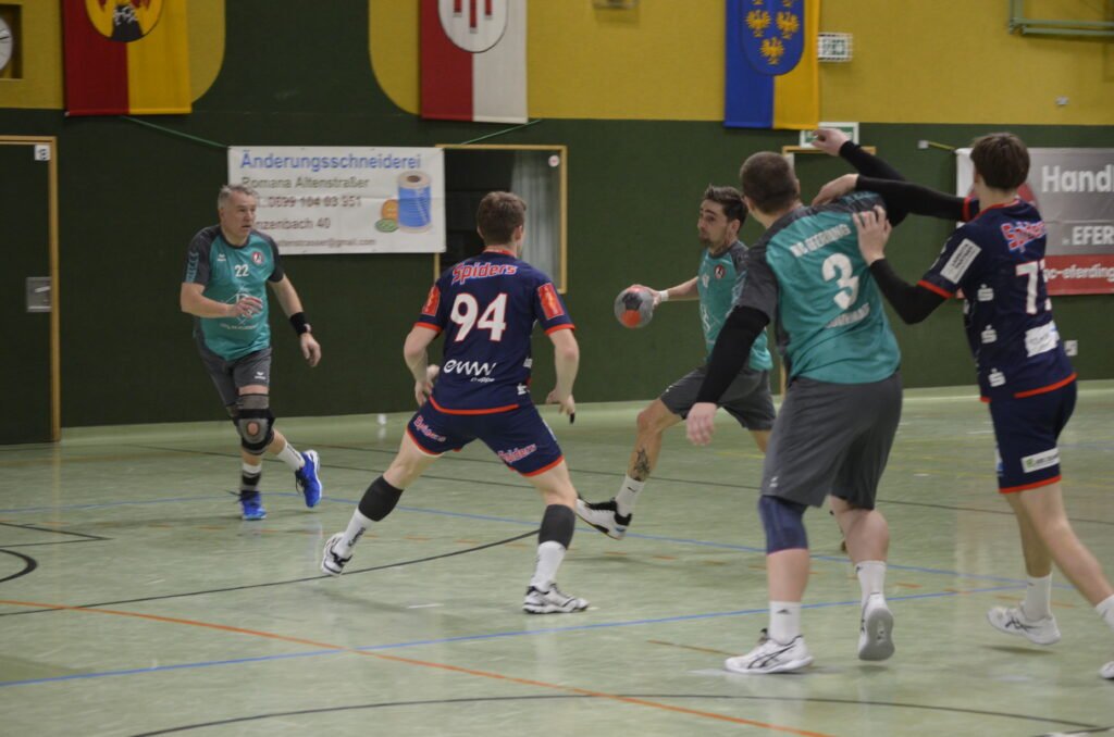 HCE vs Spiders Wels
