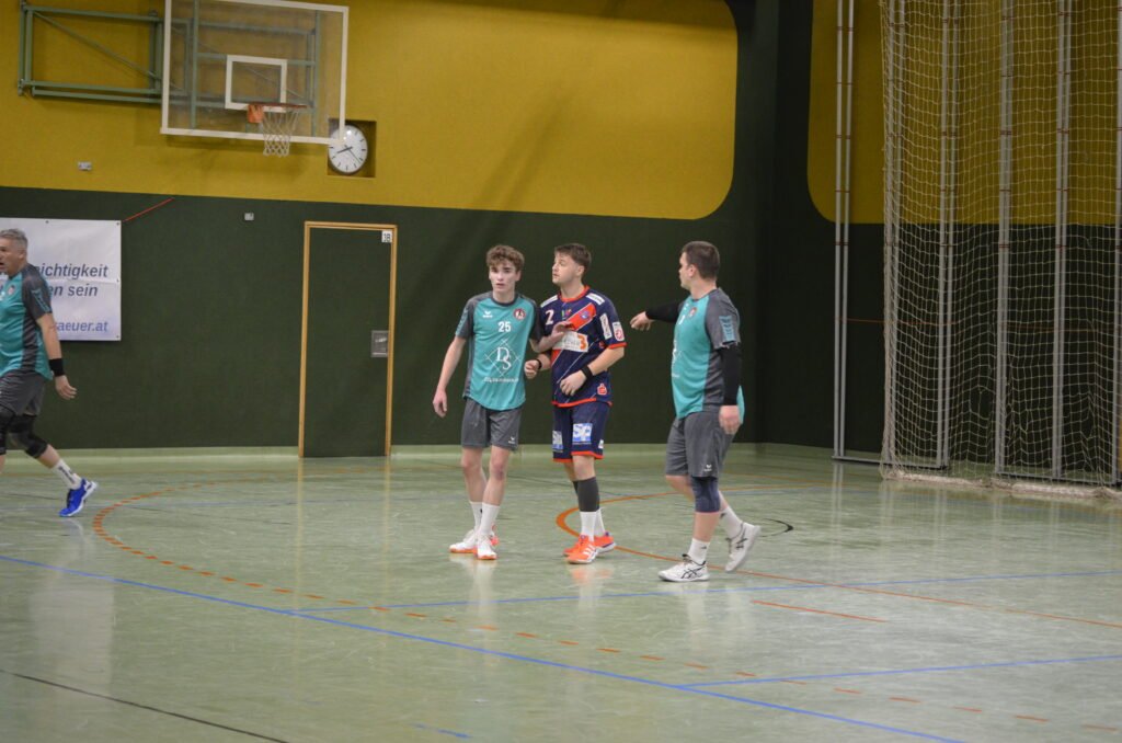 HCE vs Spiders Wels