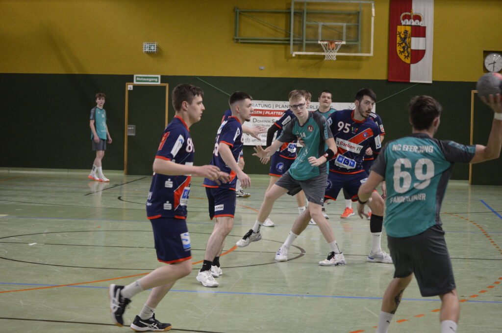 HCE vs Spiders Wels