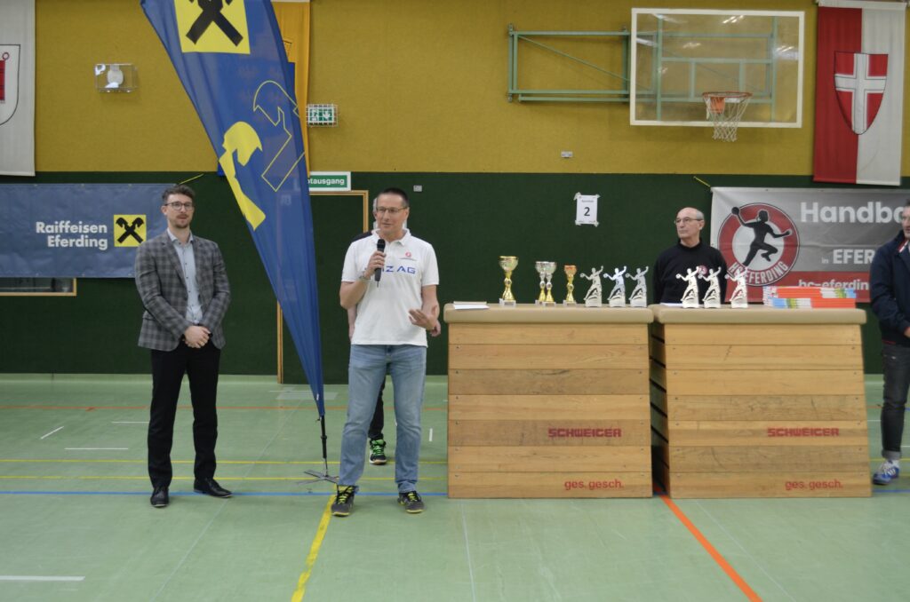 Mattenhandballturnier der Volksschulen begeistert junge Sportler