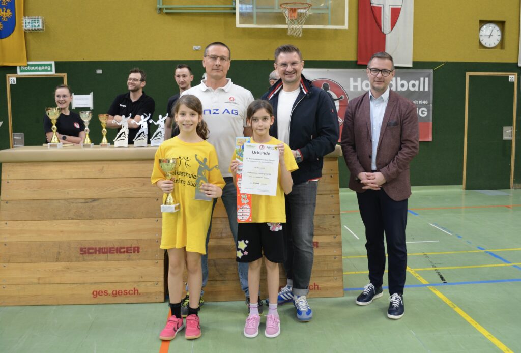 Mattenhandballturnier der Volksschulen begeistert junge Sportler