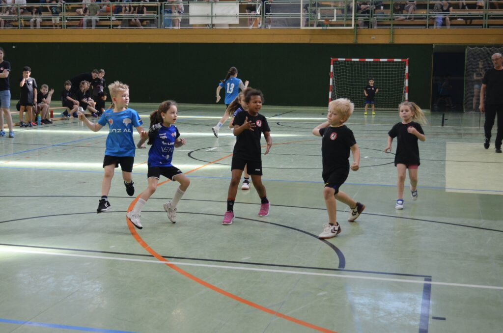 Minis: Heißer Turniervormittag in Eferding