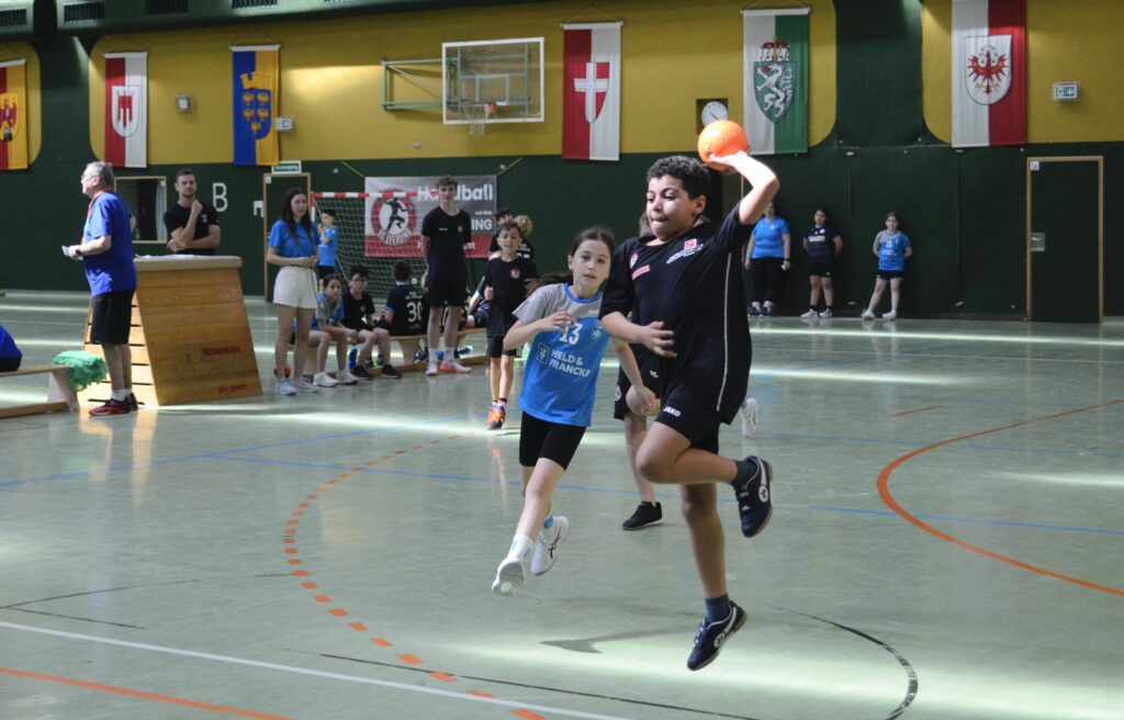 Minis: Heißer Turniervormittag in Eferding