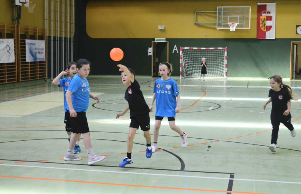 Minis: Heißer Turniervormittag in Eferding