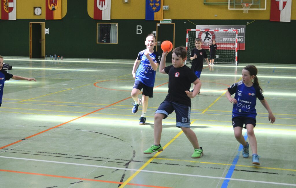 Minis: Heißer Turniervormittag in Eferding