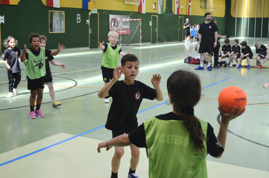 Minis: Heißer Turniervormittag in Eferding