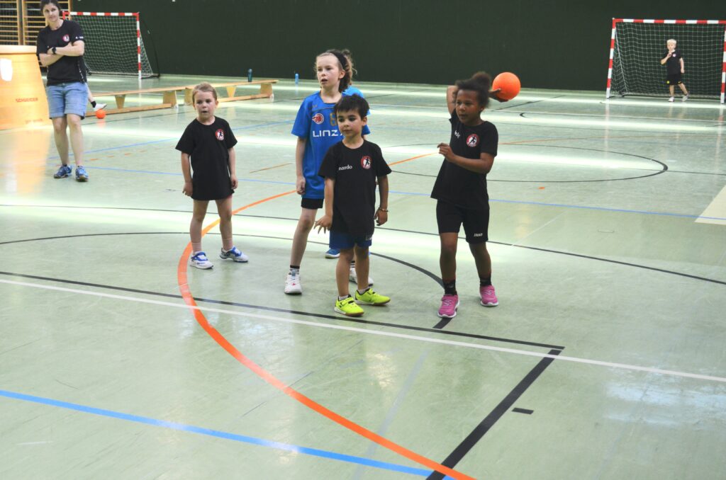 Minis: Heißer Turniervormittag in Eferding