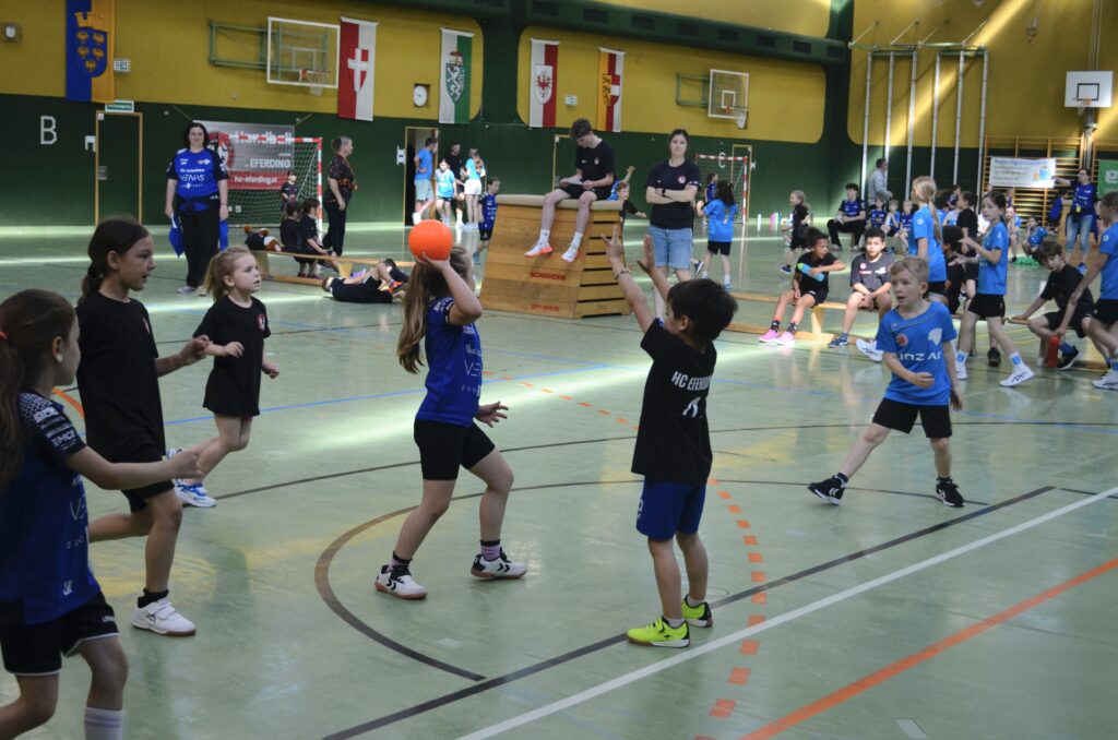 Minis: Heißer Turniervormittag in Eferding